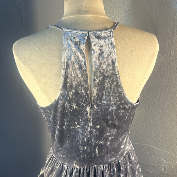 Silver velvet dress long with pockets. Size M - Picture 5 of 7